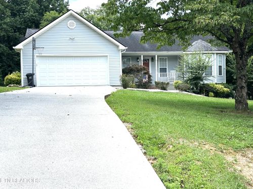 400 Oakhill Dr, Sweetwater, TN, 37874-5930 | Card Image