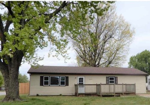 243 Meek Ave, Arkansas City, KS, 67005-1219 | Card Image