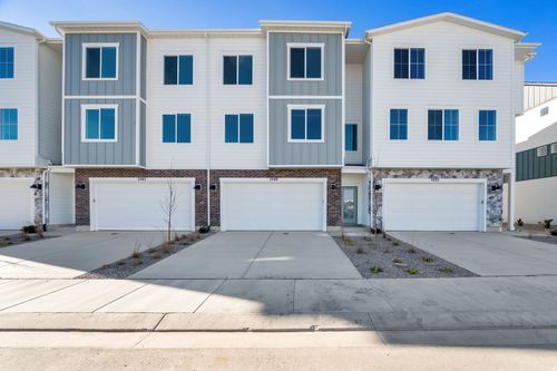 212-5249 N Evergreen Way, Eagle Mountain, UT, 84005 | Card Image