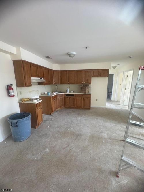 apt-301-600 Fulton St, Elizabethport, NJ, 07206-2202 | Card Image