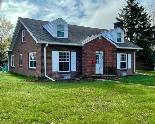 507 4th Ave S, Park Falls, WI, 54552-1124 | Card Image