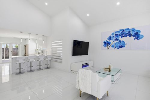 18930 Nw 63rd Court Cir, Hialeah, FL, 33015-4732 | Card Image