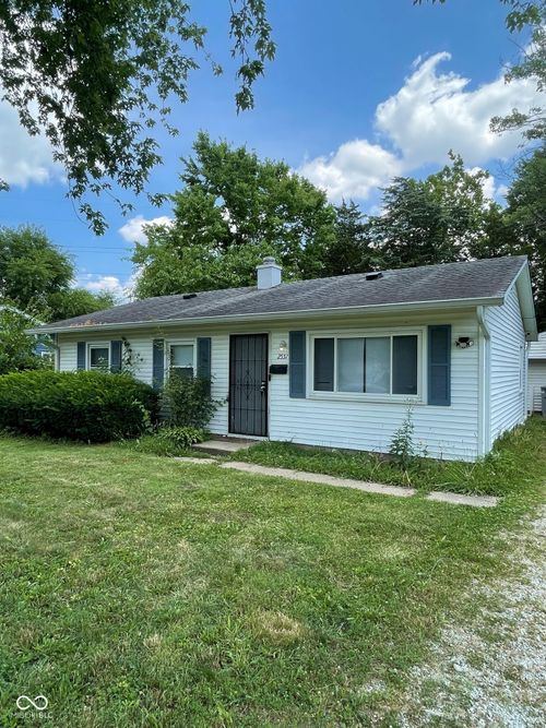 2551 Eagledale Dr, Indianapolis, IN, 46222-4726 | Card Image