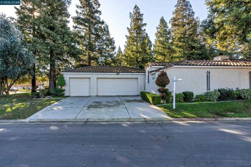 3735 Ignacio Cir, Stockton, CA, 95209-3900 | Card Image
