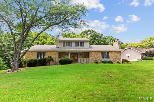 127 Cedar Mill Dr, Saint Charles, MO, 63304-7204 | Card Image