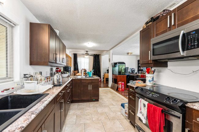 41023 Yale Road, House other with 2 bedrooms, 1 bathrooms and 10 parking in Chilliwack BC | Image 13