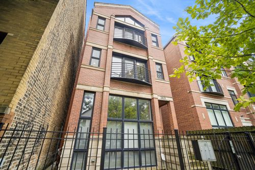 2-2833 W Lyndale St, Chicago, IL, 60647-5750 | Card Image