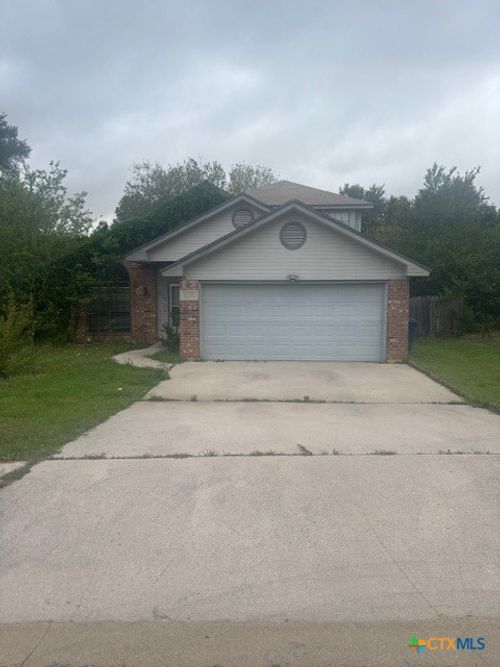 606 Atkinson Ave, Copperas Cove, TX, 76522-4610 | Card Image