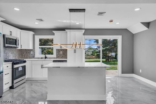 14 Melbourne Ln, WILLINGBORO, NJ, 08046-3124 | Card Image