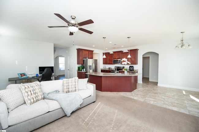 920 Ravenfield Dr, House other with 4 bedrooms, 3 bathrooms and 2 parking in Duncan SC | Image 15