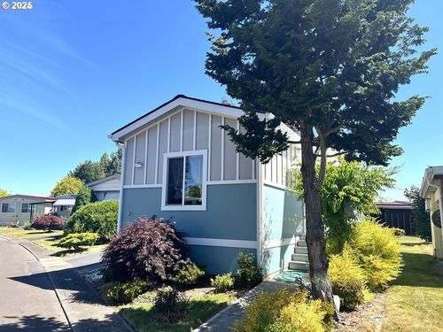 unit-29-1999 Jansen Way, Woodburn, OR, 97071-2779 | Card Image