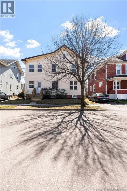 18 Cornell St, Moncton, NB, E1C2W1 | Card Image