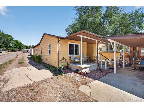 9645 Morrison Rd, Lakewood, CO, 80227-2850 | Card Image