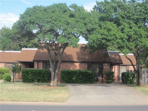 2023 N Willis St, Abilene, TX, 79603-4347 | Card Image