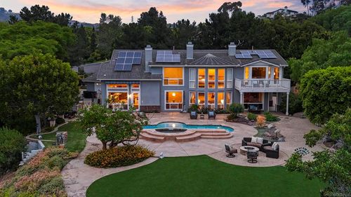 521 Latigo Row, Encinitas, CA, 92024-7271 | Card Image