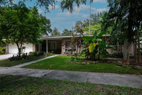 8031 Sw 98th Ter, Miami, FL, 33156-2551 | Card Image