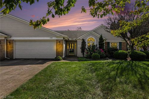 2300 Westwind Drive, Sandusky, OH, 44870 | Card Image