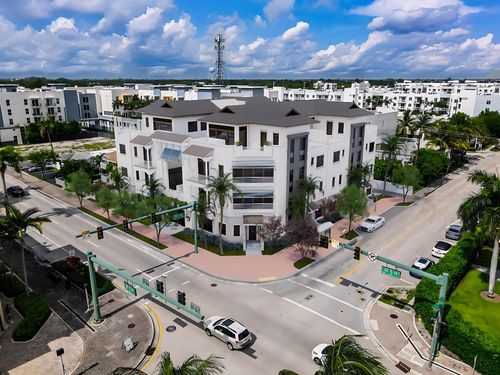 6-102 Se 5th Ave, Delray Beach, FL, 33483-5205 | Card Image