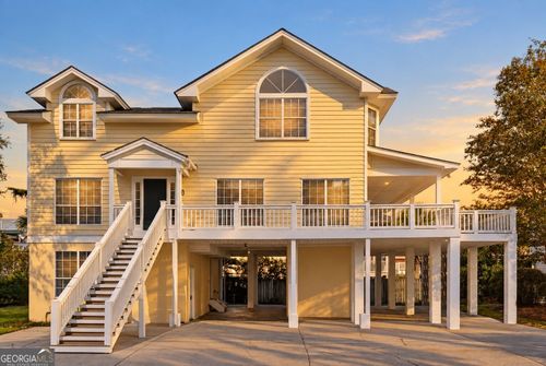 10 Center Pl, Tybee Island, GA, 31328-8913 | Card Image
