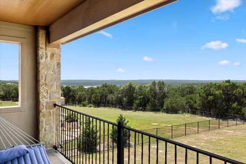 224 Whitney Woods Cir, Georgetown, TX, 78633-2054 | Card Image