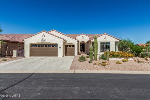 2551 E Canyon Crossing Dr, Green Valley, AZ, 85614-1580 | Card Image