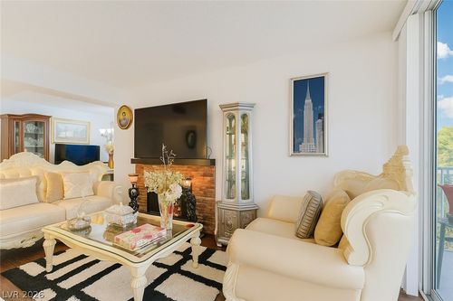 414-730 S Royal Crest Cir, Las Vegas, NV, 89169-8318 | Card Image