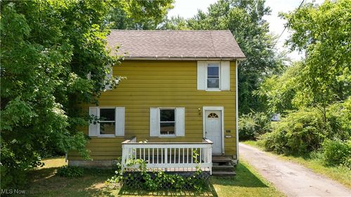 1024 W 54th St, Ashtabula, OH, 44004-7306 | Card Image