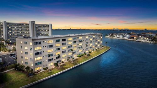 apt-215-6075 Shore Blvd S, GULFPORT, FL, 33707-5821 | Card Image