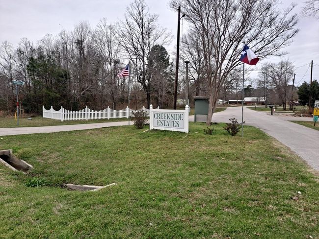 Entrance to the subdivision | Image 6