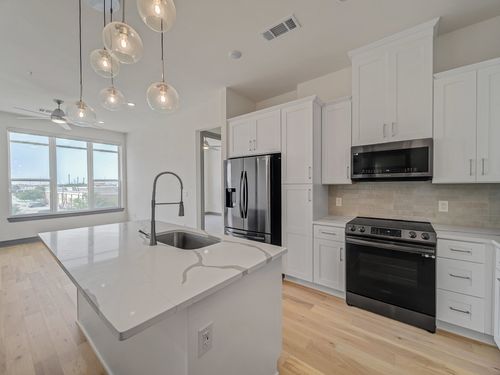 apt-3347-2700 Old Denton Rd, Carrollton, TX, 75007-6486 | Card Image