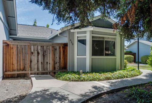 653 Martinique Ct, San Jose, CA, 95123-3036 | Card Image
