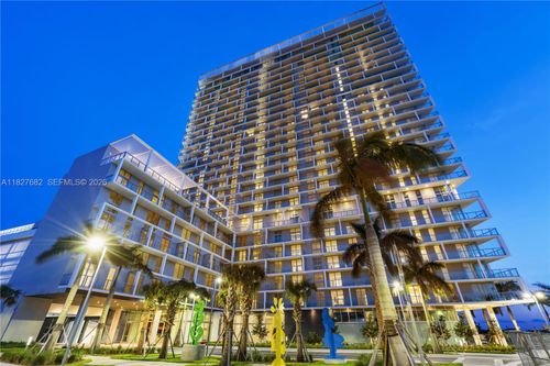 apt-1605-2000 Metropica Way, Sunrise, FL, 33323-3224 | Card Image