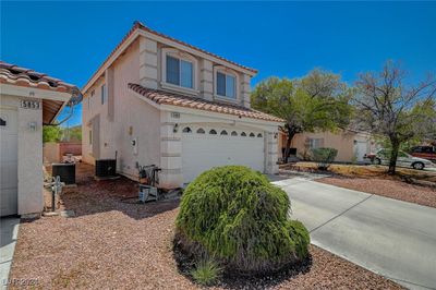 5865 Enchanted Palms Avenue, House other with 4 bedrooms, 2 bathrooms and null parking in Las Vegas NV | Image 2