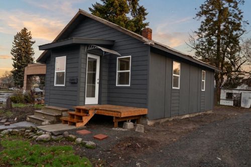 2927 E Mission Ave, Spokane, WA, 99202-3624 | Card Image