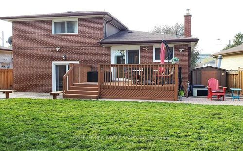 58 Marathon Cres, North York, ON, M2R2L7 | Card Image