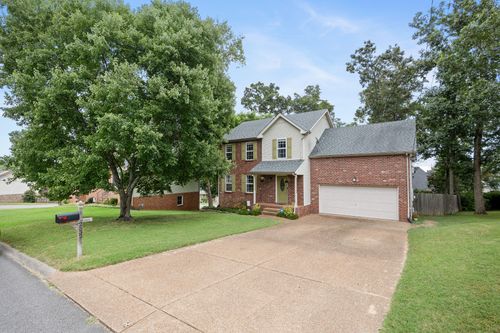 2532 Edinburgh St, Old Hickory, TN, 37138-4637 | Card Image