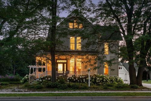 206 5th St S, Stillwater, MN, 55082-4917 | Card Image