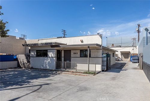 1843 N Keystone St, Burbank, CA, 91504-3418 | Card Image