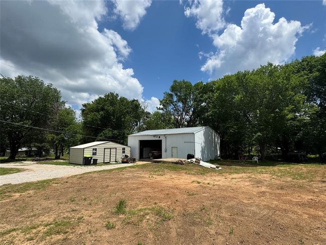 302 4 Th Penn West St, Home with 0 bedrooms, 0 bathrooms and null parking in Holdenville OK | Image 6