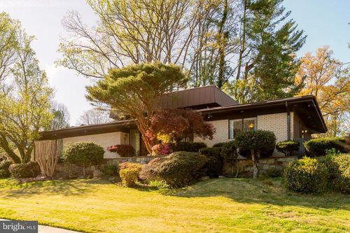 3201 Pauline Dr, CHEVY CHASE, MD, 20815-3921 | Card Image