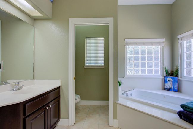 1073 Spring Meadow Drive, House other with 5 bedrooms, 3 bathrooms and null parking in Manteca CA | Image 44