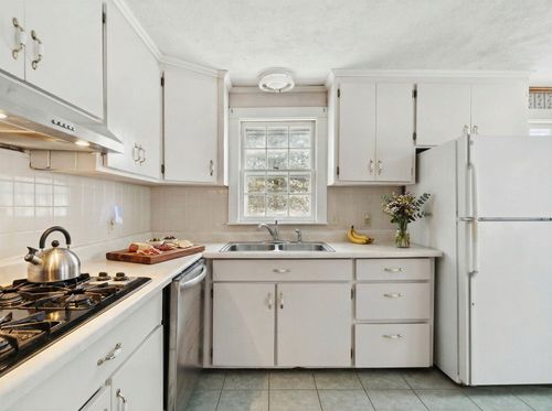 87 Fairground Road, Springfield, VT, 05156 | Card Image
