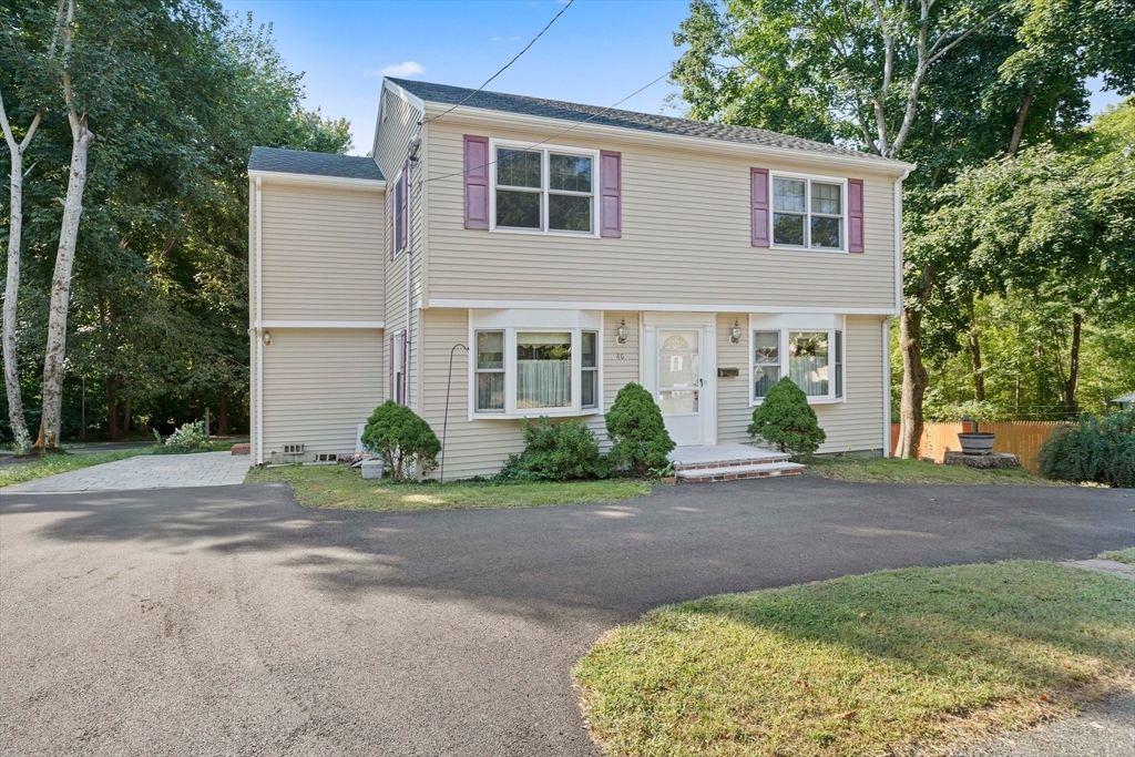 Lone Pine Path, Weymouth, MA 02188