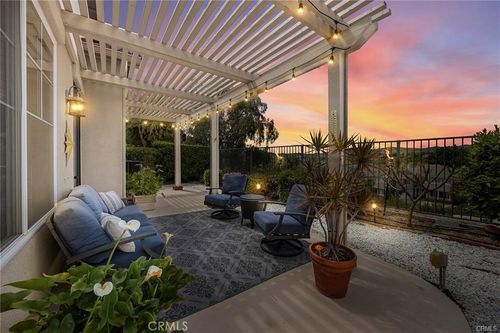 9 Dartmouth Ln, Trabuco Canyon, CA, 92679-5032 | Card Image