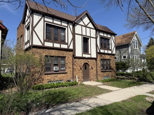 2409 S Williams Street, Milwaukee, WI, 53203 | Card Image