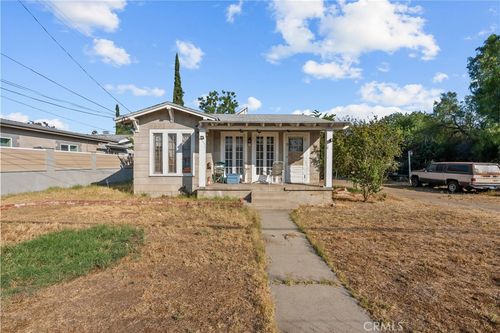 13356 Reedley St, Panorama City, CA, 91402-4061 | Card Image