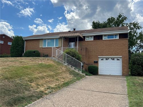 430 Sequoia Dr, Pleasant Hills, PA, 15236-4459 | Card Image