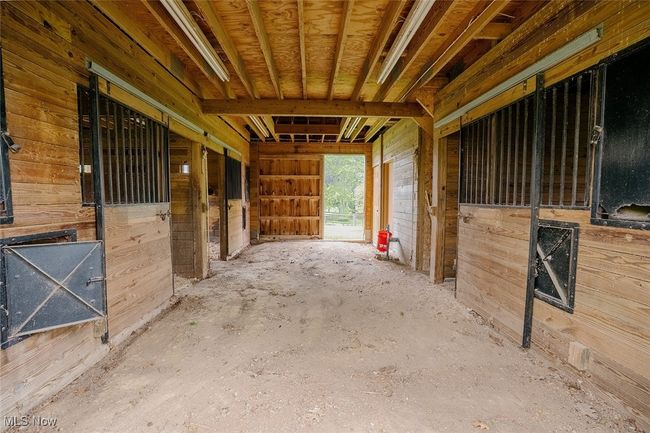 View of stable | Image 38