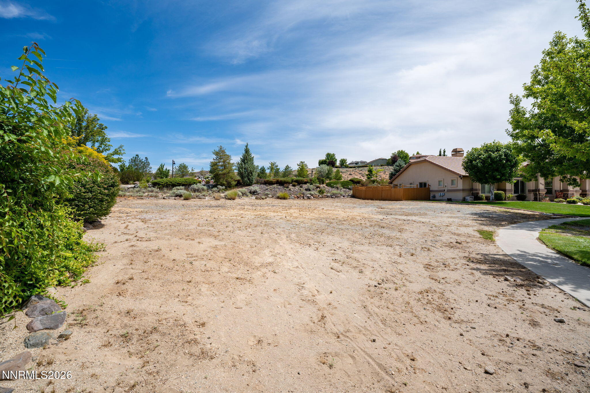 Land in Sparks 5