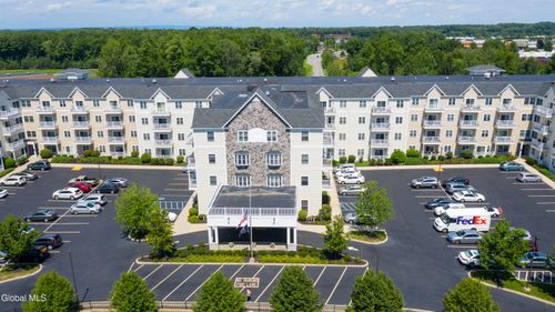 apt-317-8 Wall St, Clifton Park, NY, 12065-3926 | Card Image